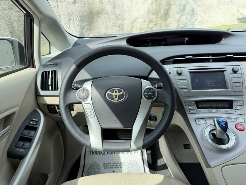 2012 Toyota Prius Two