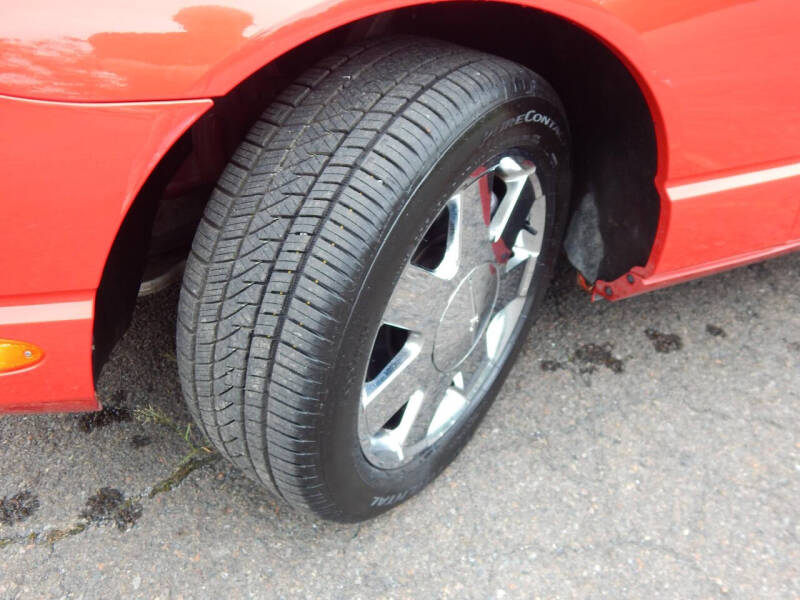 2002 Ford Thunderbird Deluxe