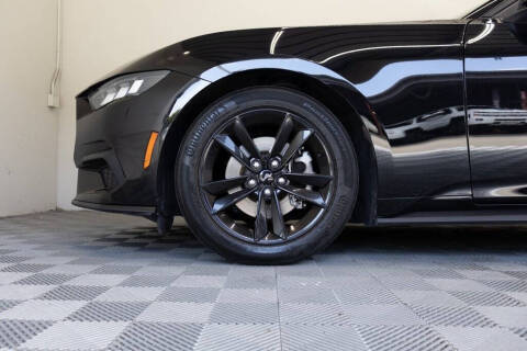 2024 Ford Mustang EcoBoost