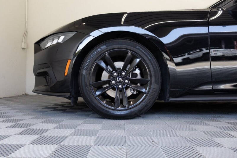 2024 Ford Mustang EcoBoost