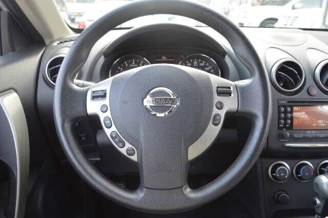 2011 Nissan Rogue SV