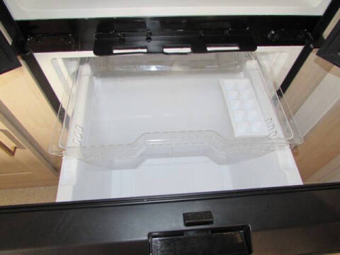 2025 Forest River AVENGER 25