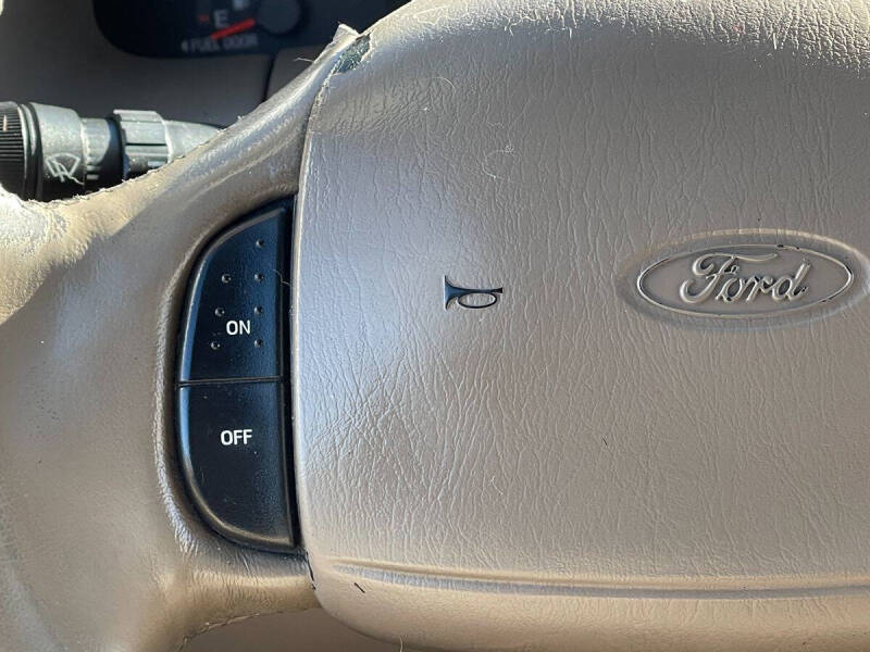 2000 Ford Expedition Eddie Bauer