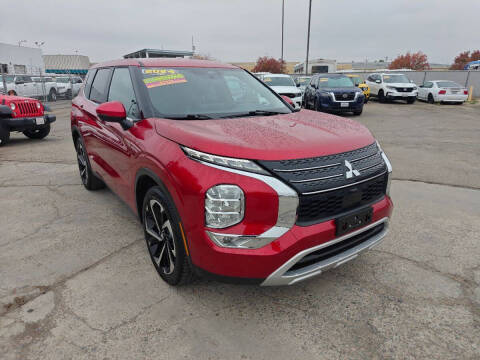 2024 Mitsubishi Outlander SE