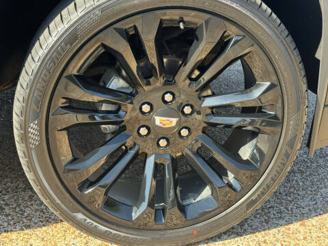 2018 Cadillac Escalade Luxury