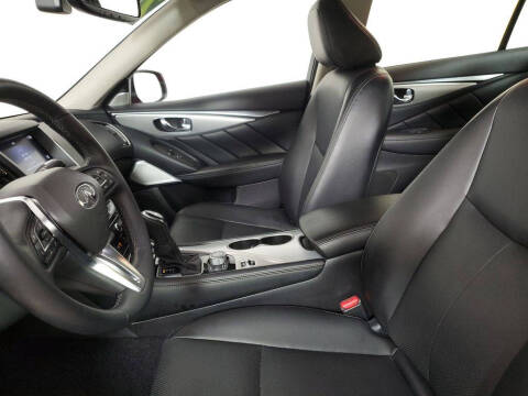 2023 Infiniti Q50 Luxe