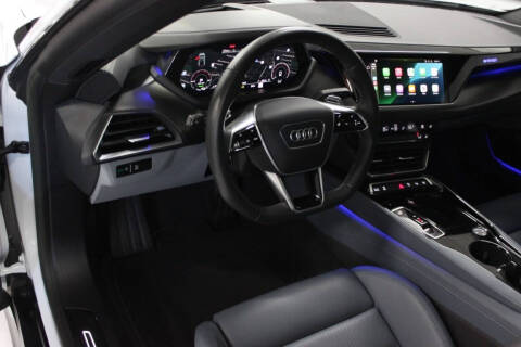 2023 Audi e-tron GT quattro Prestige