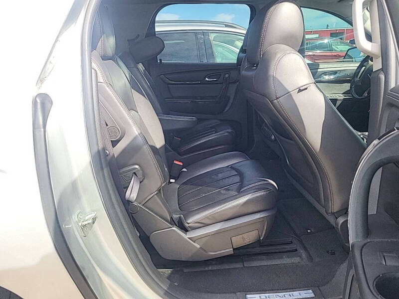 2016 GMC Acadia Denali