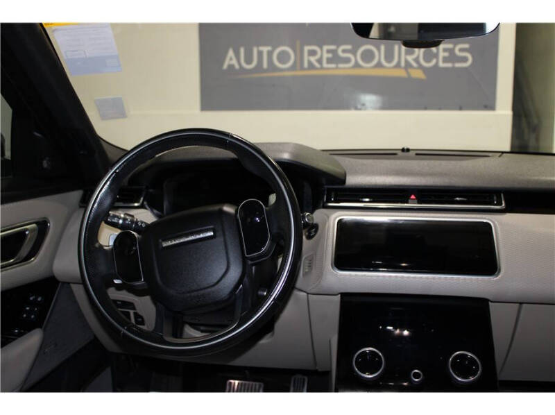 2019 Land Rover Range Rover Velar P250 R-Dynamic SE