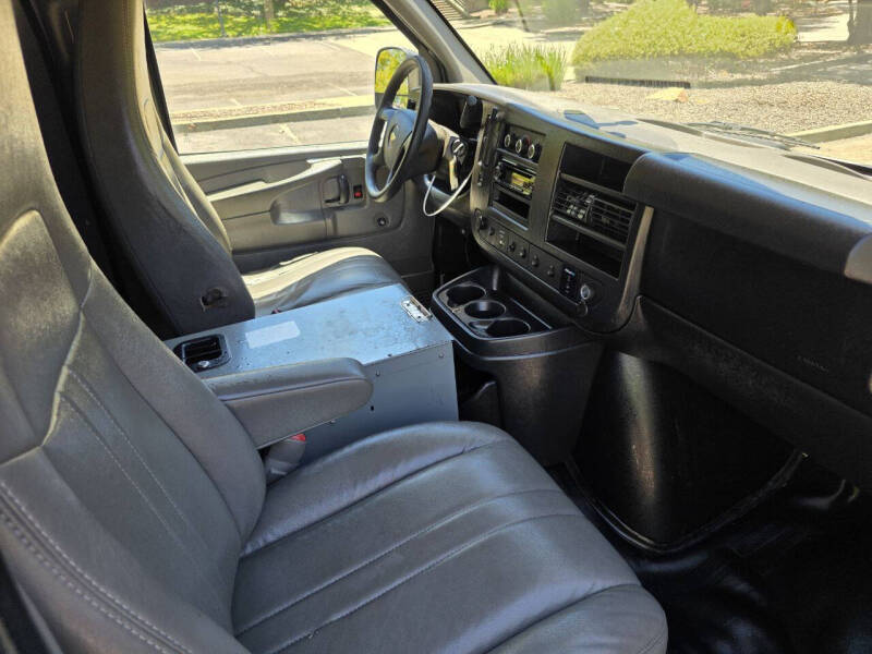2013 Chevrolet Express 2500