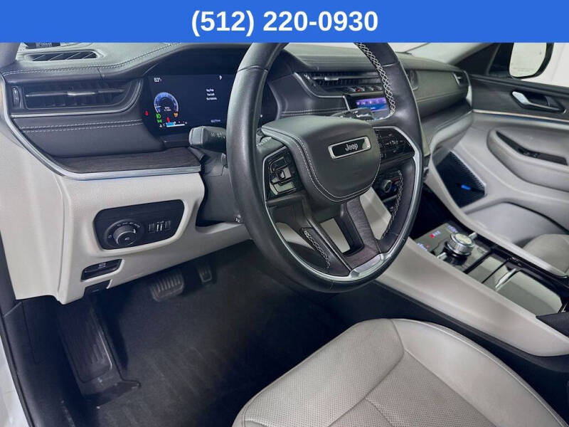 2022 Jeep Grand Cherokee Overland