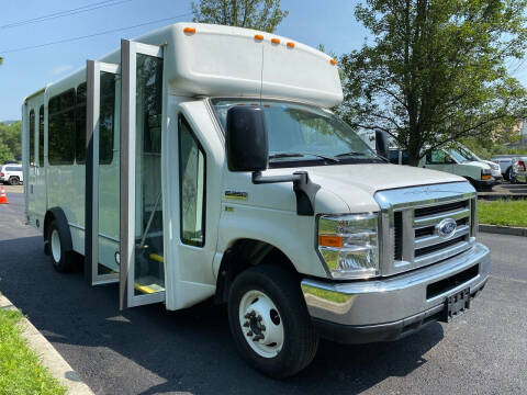 2019 Ford E-Series Chassis