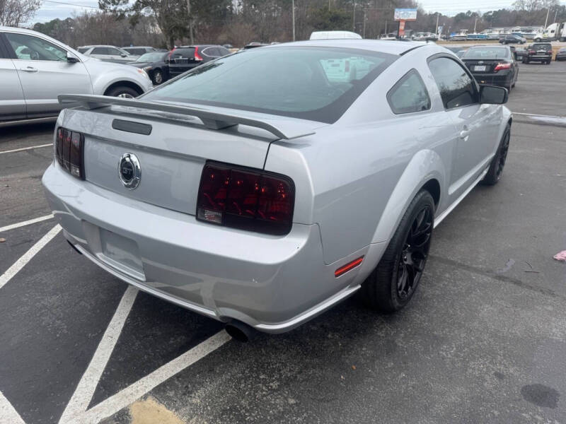 2006 Ford Mustang GT Deluxe