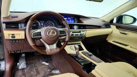 2017 Lexus ES 350