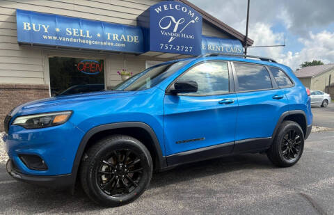 2023 Jeep Cherokee Altitude Lux