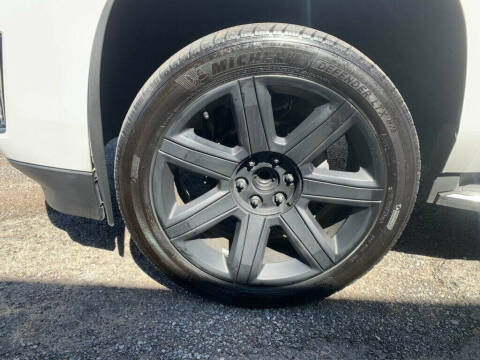 2016 Cadillac Escalade Luxury Collection