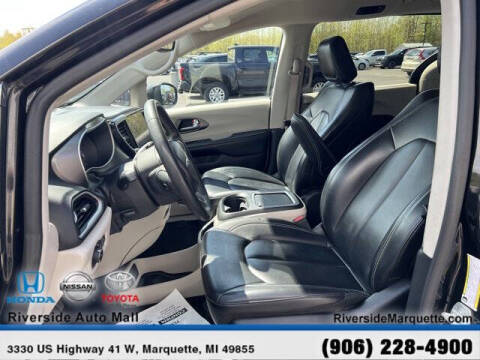 2023 Chrysler Pacifica Touring L