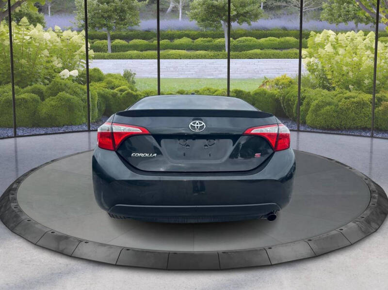 2014 Toyota Corolla S Plus photo 4