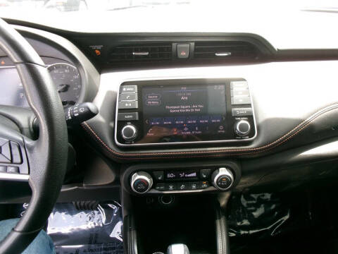 2019 Nissan Kicks SR