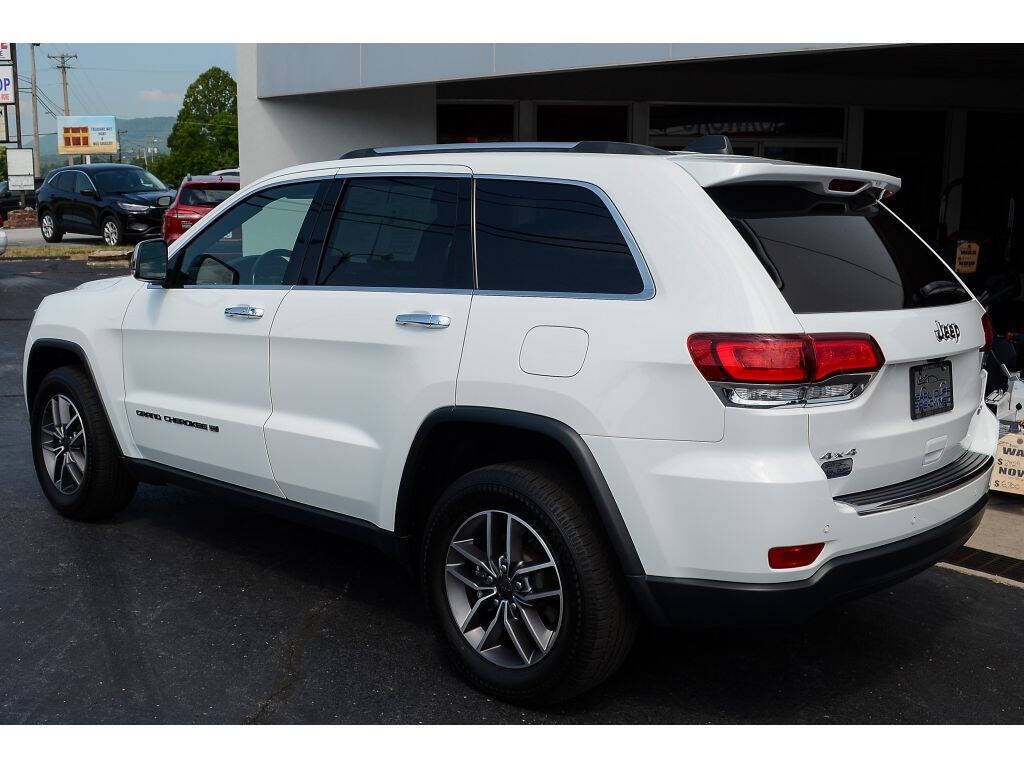 2022 Jeep Grand Cherokee WK for sale at EARL DUFF PRE-OWNED CENTER in Harriman, TN