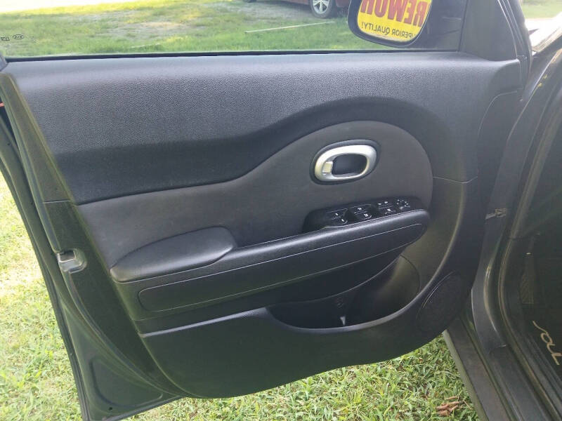 2014 Kia Soul +