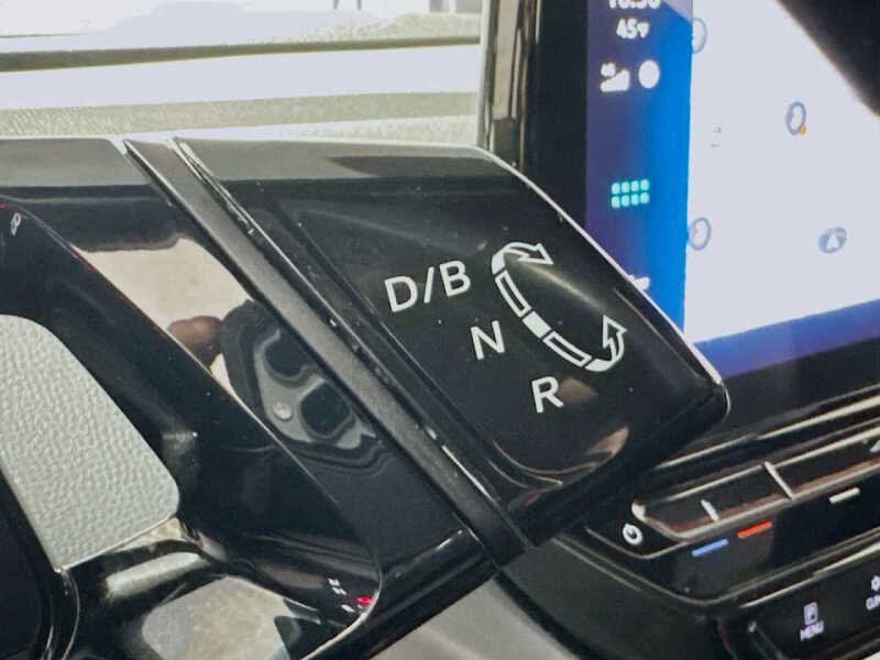 2022 Volkswagen ID.4 Pro