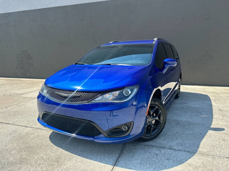 2018 Chrysler Pacifica Touring L