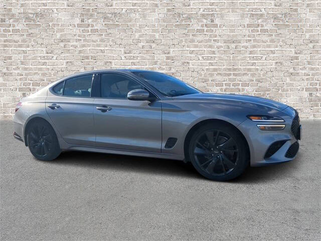 2023 Genesis G70