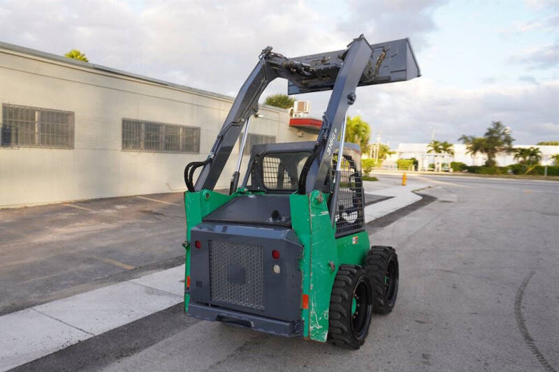 2018 John Deere 316gr