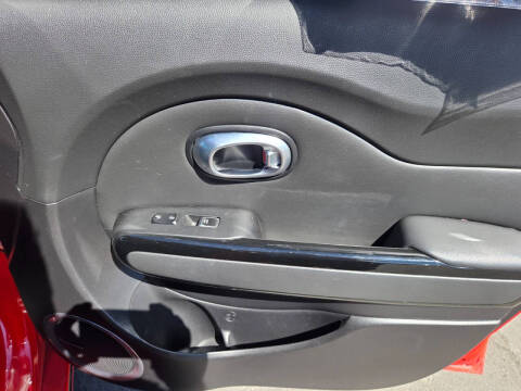 2019 Kia Soul +
