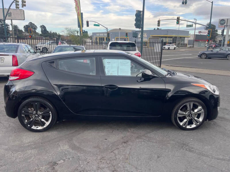 2016 Hyundai Veloster