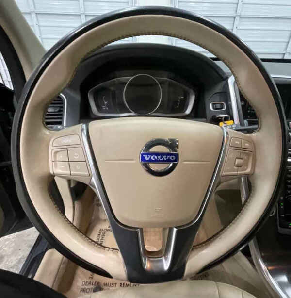 2016 Volvo XC60 T5 Drive-E Premier