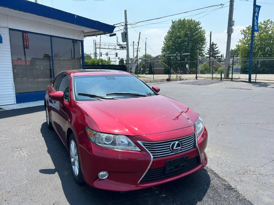 2013 Lexus ES 300h for sale at Chicago Auto House in Chicago, IL