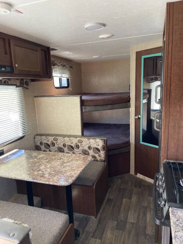 2017 Keystone RV HIDEOUT 212LHS