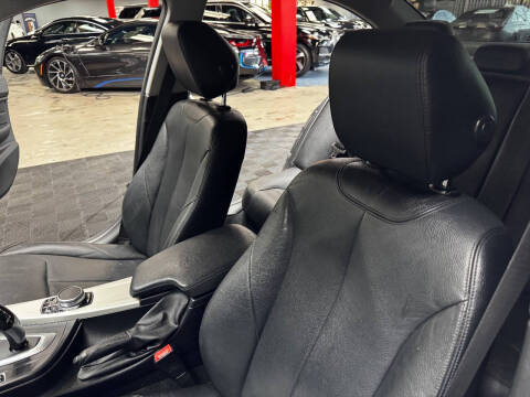 2018 BMW 3 Series 320i xDrive