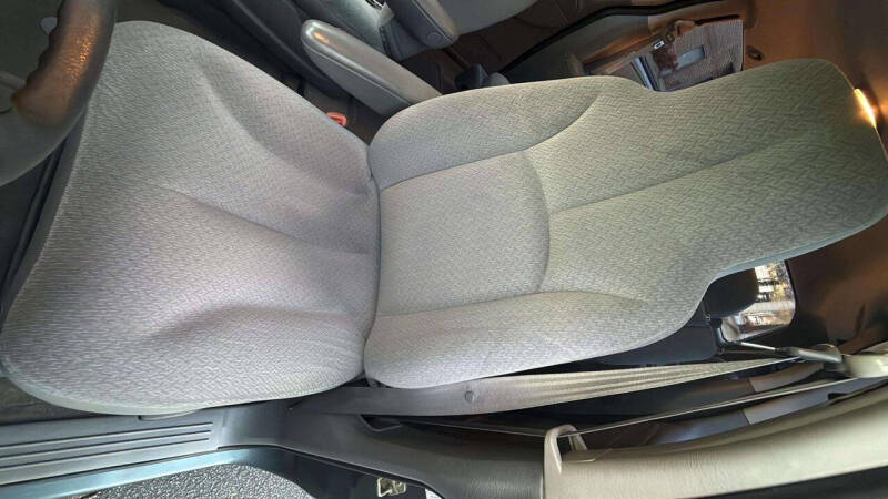 2005 Dodge Grand Caravan SE