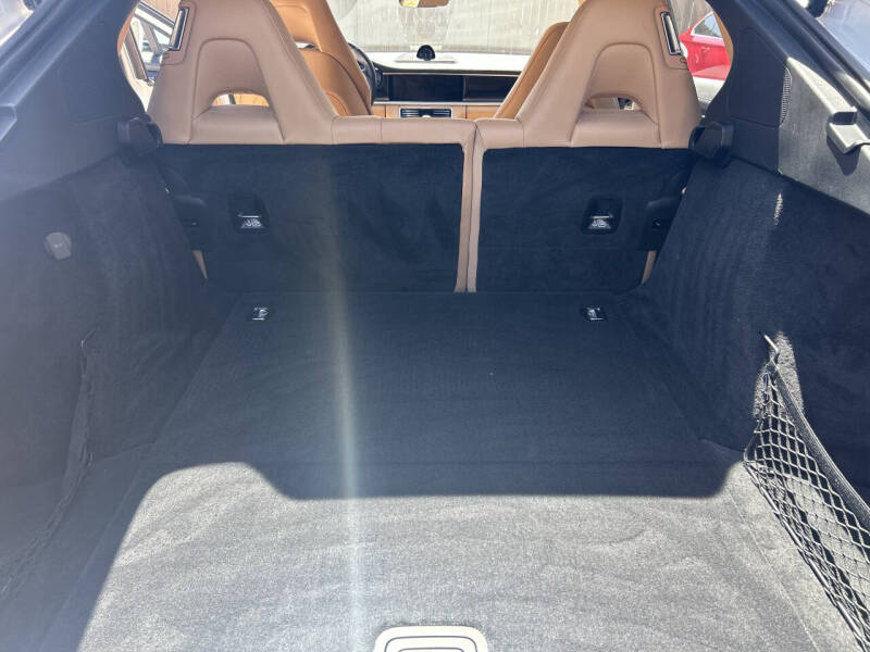 2018 Porsche Panamera
