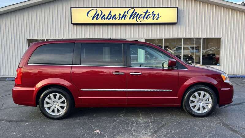 2015 Chrysler Town and Country for sale at Wabash Motors in Terre Haute IN