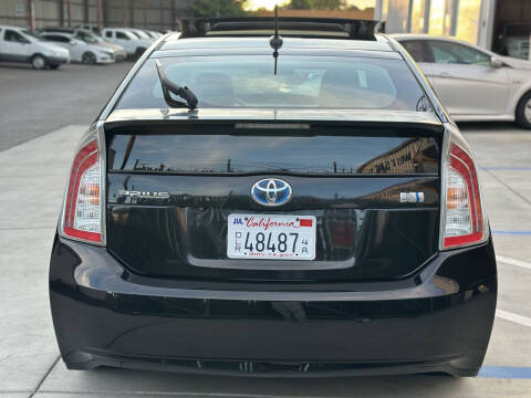2012 Toyota Prius Two