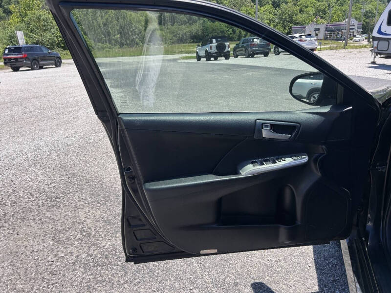 2013 Toyota Camry LE