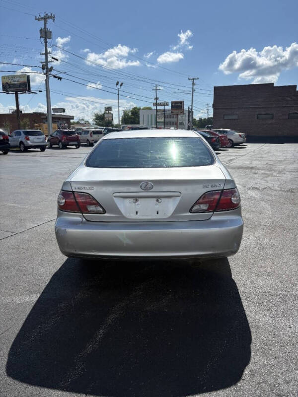2004 Lexus ES 330