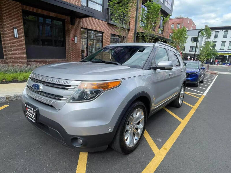 2011 Ford Explorer Limited photo 16