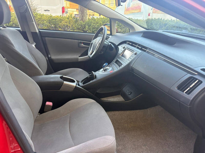 2013 Toyota Prius Three