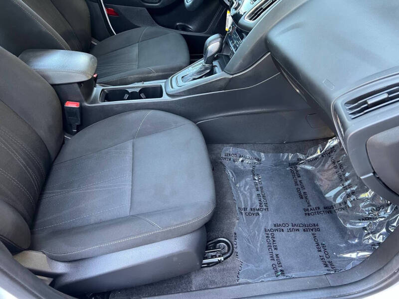 2017 Ford Focus SEL