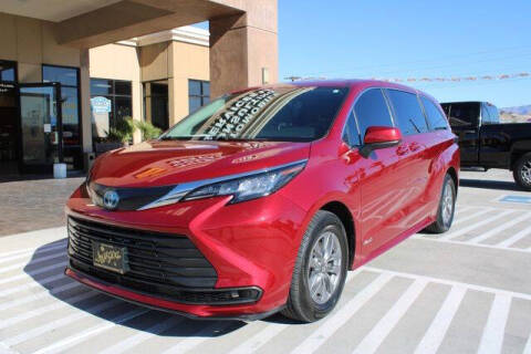 2021 Toyota Sienna LE 8-Passenger