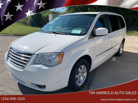2009 Chrysler Town and Country for sale at Tim Harrold Auto Sales in Wilkesboro NC