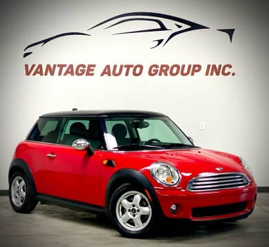 2010 MINI Cooper for sale at Vantage Auto Group Inc in Fresno CA