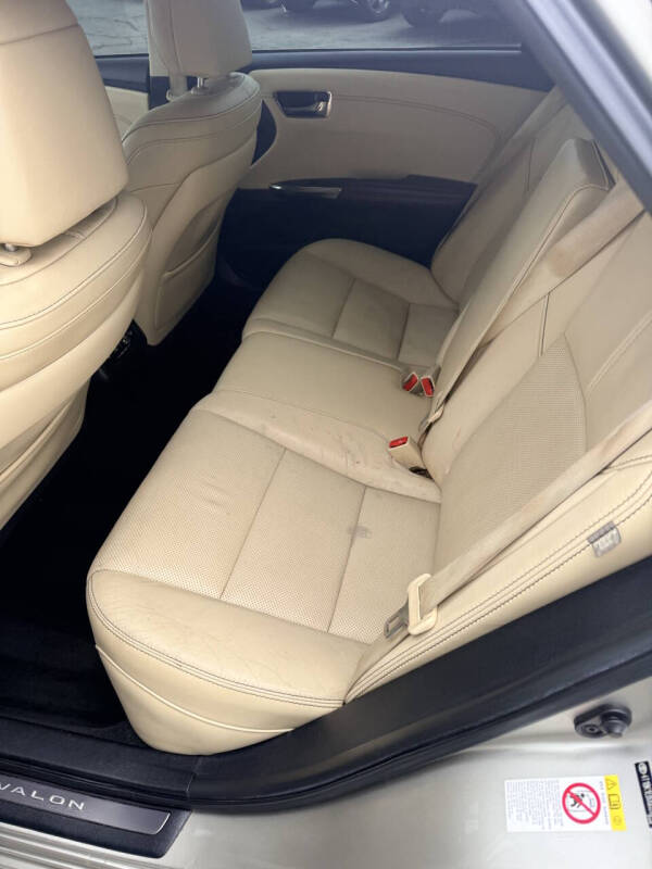 2016 Toyota Avalon Limited