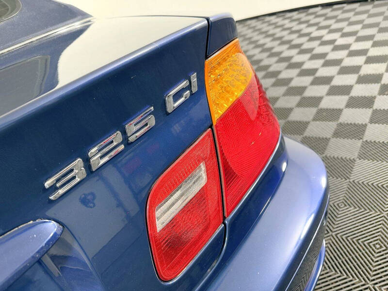 2004 BMW 3 Series 325Ci