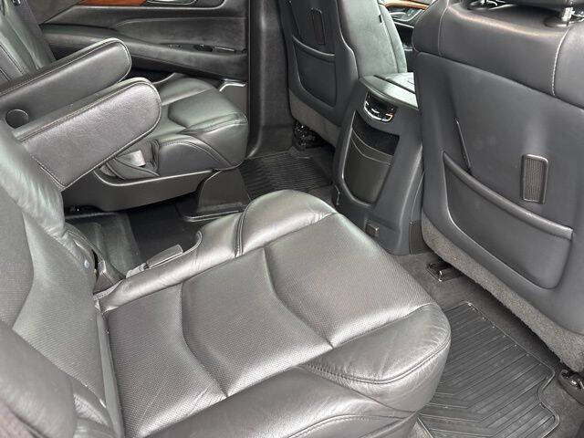 2017 Cadillac Escalade Luxury